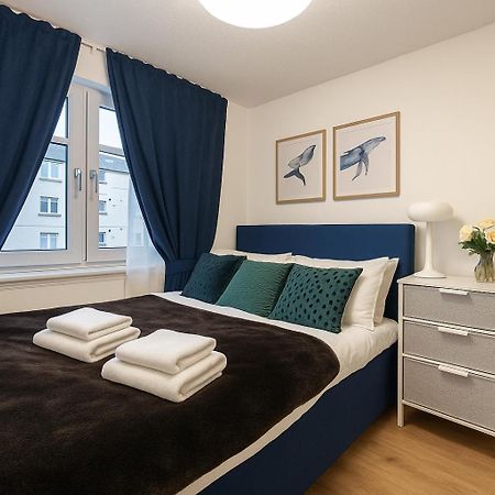 Comfortable 2 Bedroom Flat In The City Centre Единбург Екстериор снимка
